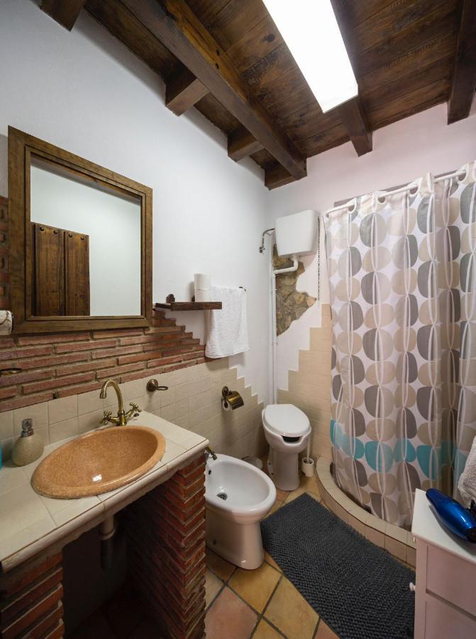 La Pedriza Del Serval Montefrío Exteriér fotografie